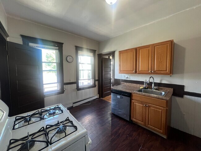 Photo - 118 Columbia St Unit 3