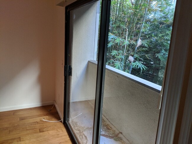 Photo - Great Condo in WeHo for Rent Unidad 3