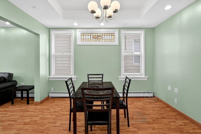 Photo - 281 Fulton Ave