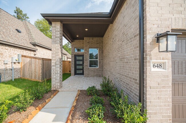 648 Crested Duck Ct