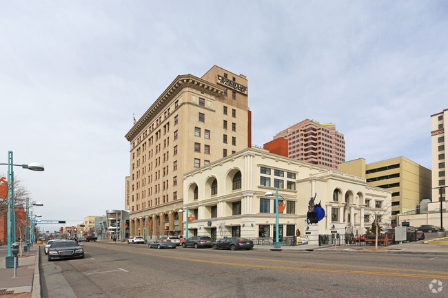 Photo - Sunrise Bank