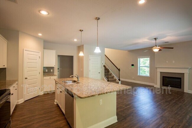 Photo - 7272 Sorrel Dr