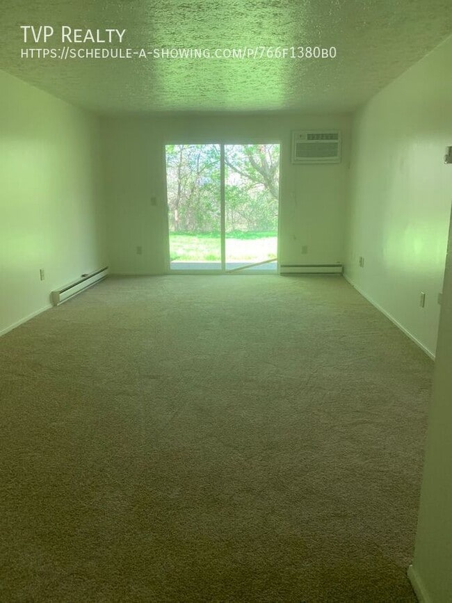 Photo - 128 Fox Hill Ln