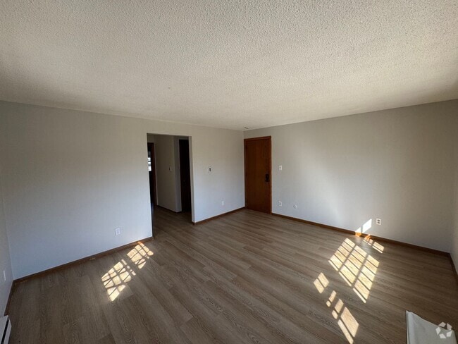 Building Photo - 100.5 Washington St Unit 8 Rental