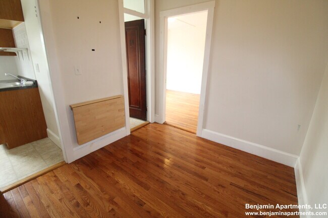 Photo - 1161 Boylston St