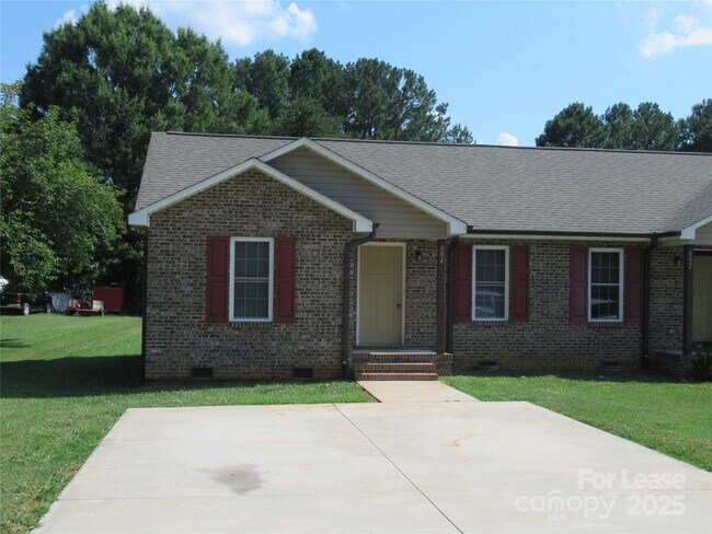 Photo - 604 Victory Grove Church Rd