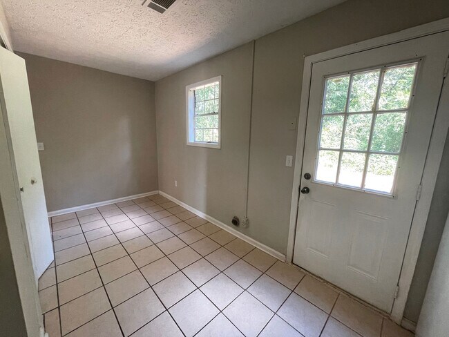 Photo - 68 Cedar Hill Cir