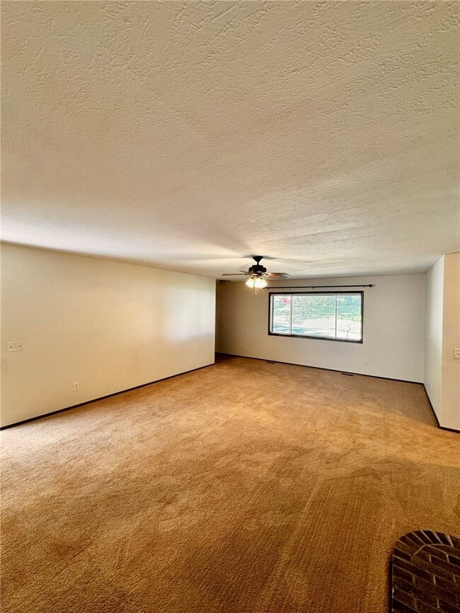 Photo - 9108 Bluff Dr