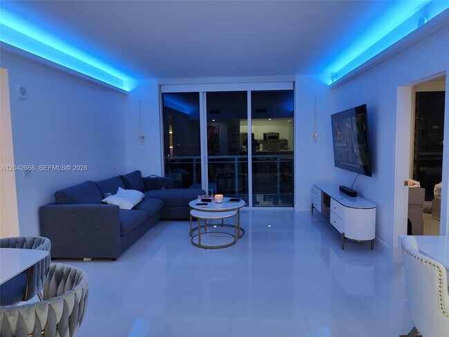 Photo - 951 Brickell Ave Unit 2704