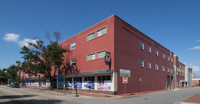 Photo - Montgomery Square Apartments