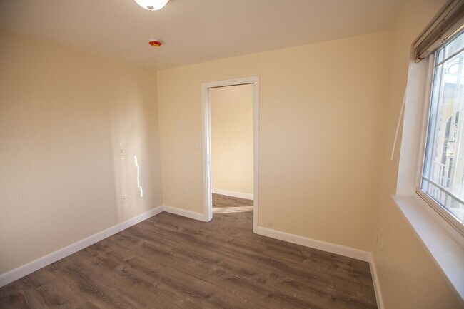 Photo - 165-167 Miriam St Unit #165