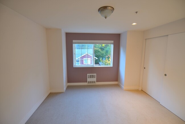 Photo - 14538-14512 12th Ave NE