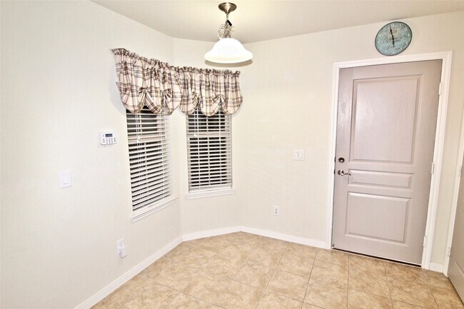 Photo - 3306 Dandelion Dr