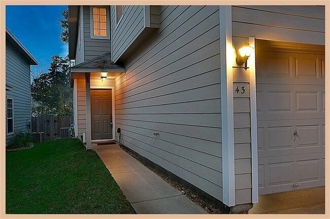 Photo - 43 Blue Creek Pl