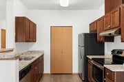 1 Bed 1 Bath Deluxe - 738 Sq Ft