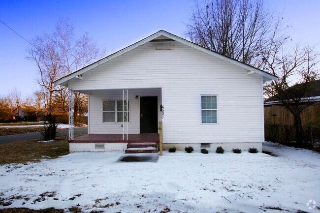 Building Photo - 4501 W 28th St Rental