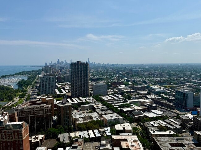 Photo - 655 W Irving Park Rd Unit 4907