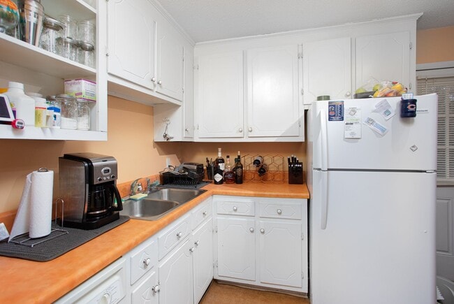 Photo - Cozy 3 Bedroom, 1 Bath Home in Northside!