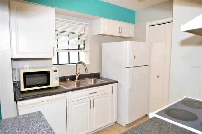 Photo - 8653 Mallard Reserve Dr Unit 205