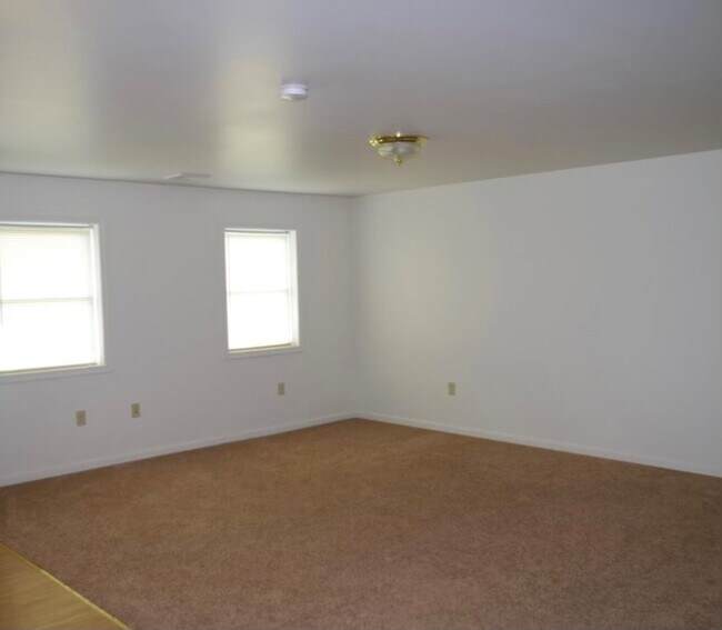 Photo - Briar Manor apartments