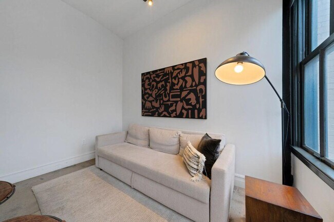 505 E Travis St Unit SI ID1267108P
