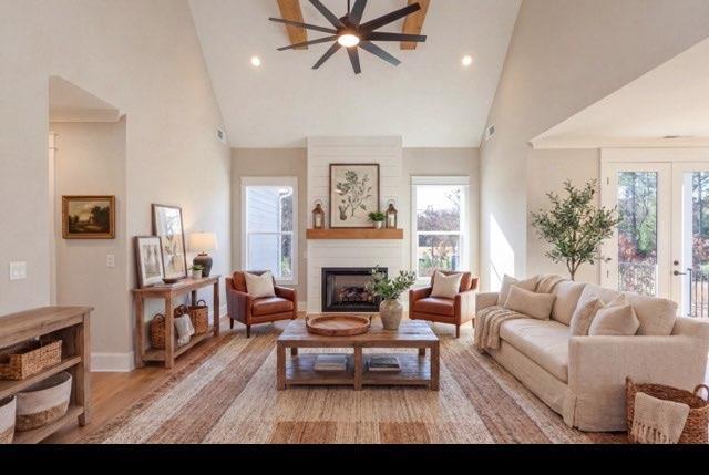 806 Magnolia Walk