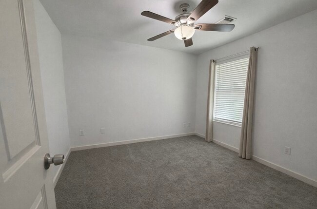 Photo - 3114 Bolt St