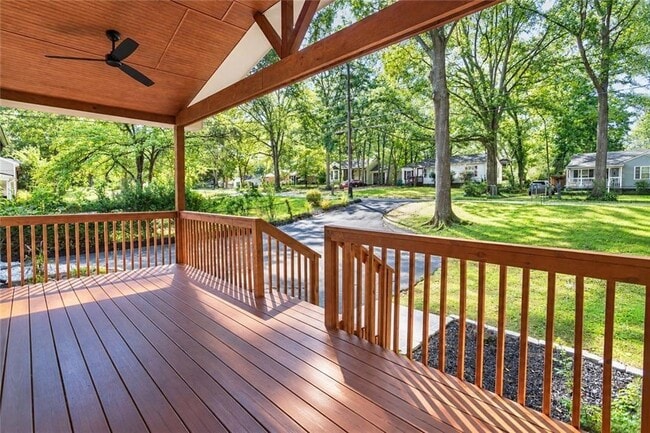 3448 Orchard Cir
