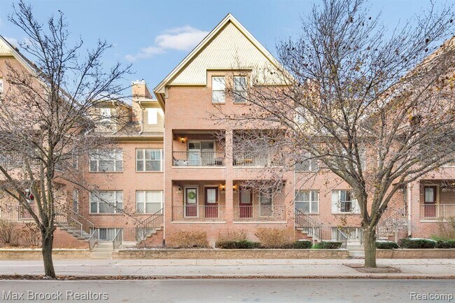 Building Photo - 160 Tiffany Ln Pvt