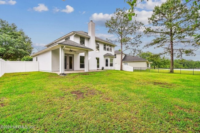 Photo - 944 Waverly Bluff Ct