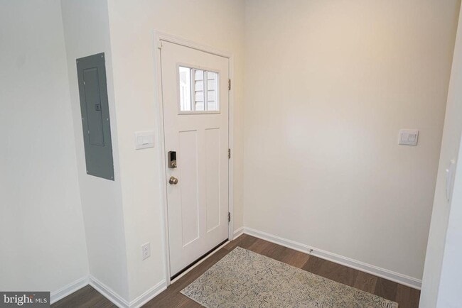 Photo - 1624 Severn St