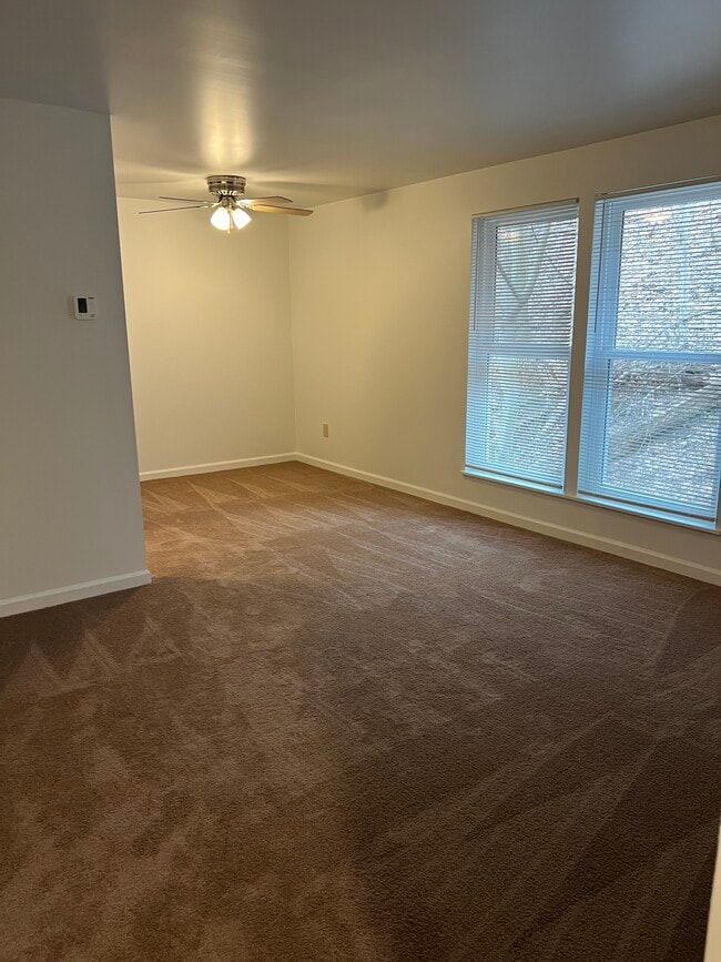 Photo - Sleepy Hollow Road Apartments