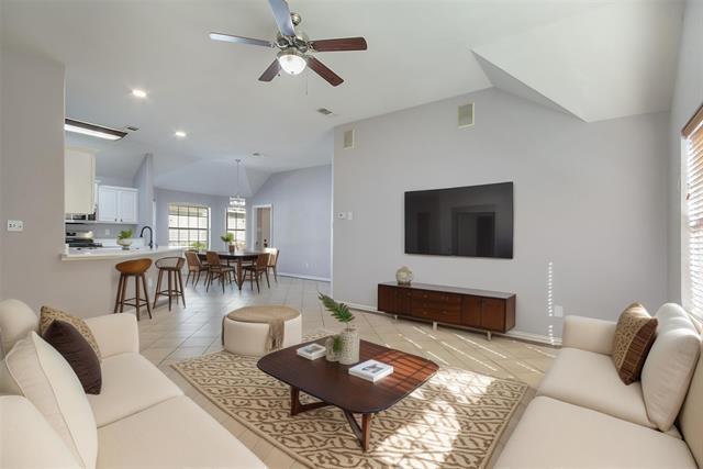 Photo - 1610 N Nelson St