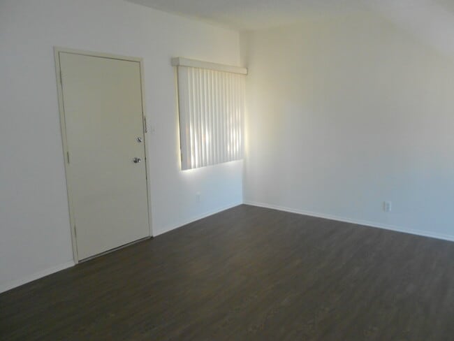 Photo - 3721 Midvale Ave