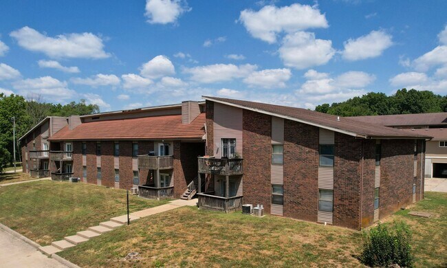 2 bedroom one bath at Cedar Hills in Ozark... - 2 bedroom one bath at Cedar Hills in Ozark... House