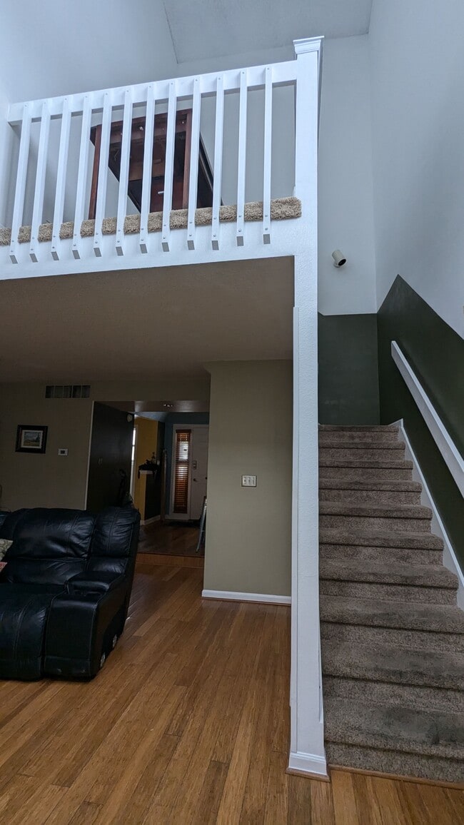 Building Photo - 46 S Washington St Rental