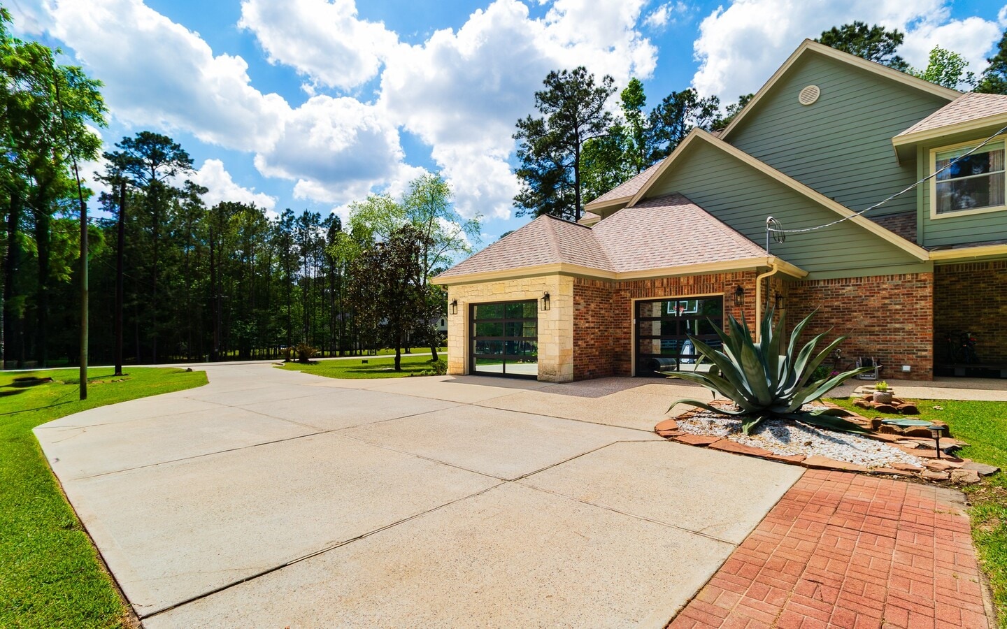 Photo - 10626 Crystal Cove Dr