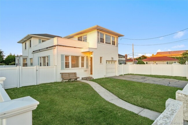 Photo - 2000 Ocean Blvd