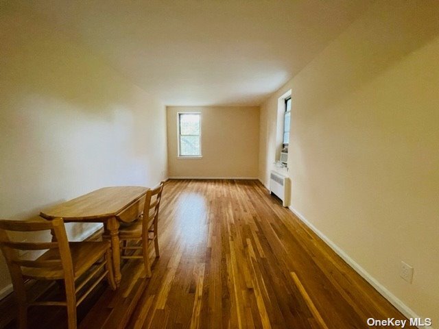 Photo - 84-35-35 Lander St