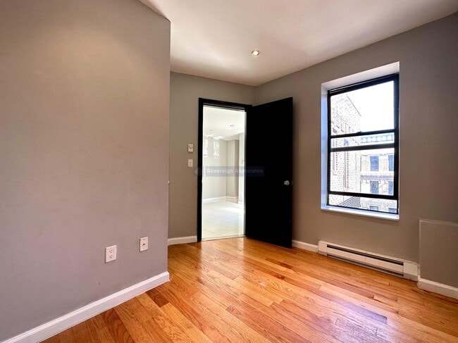 Photo - 350 Manhattan Ave Unit 6A