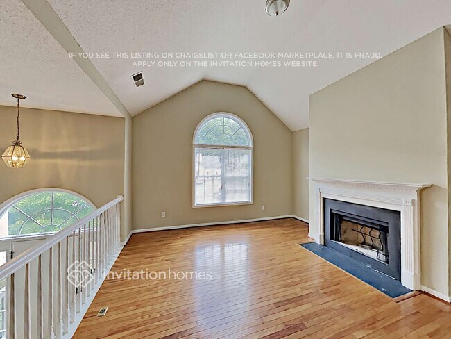 Photo - 5750 Newnan Cir