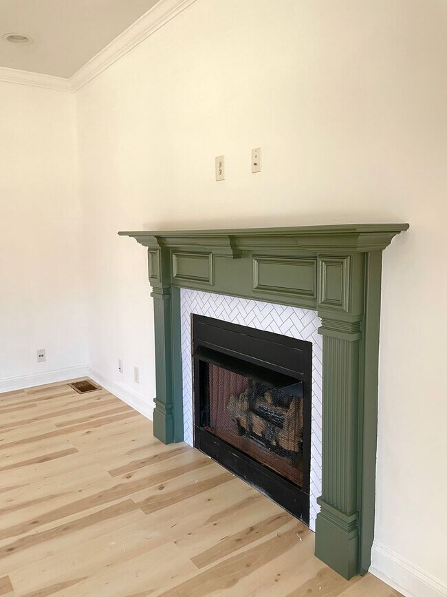 Photo - Freshly RENOVATED!!!