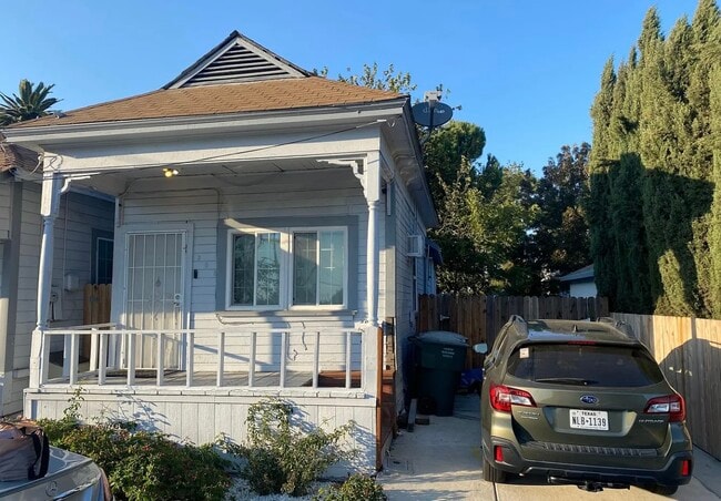 Building Photo - 308 Cordelia St Rental