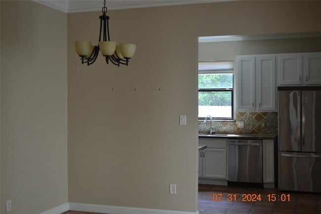 24 Bayou Pointe Dr