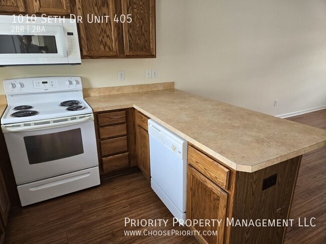 Photo - 1010 Seth Dr