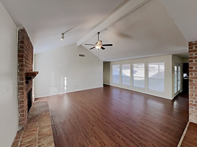 Photo - 15834 Fox Springs Dr
