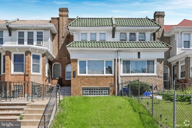 Building Photo - 2423 76th Ave Rental