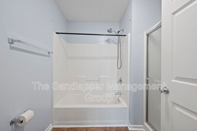 Photo - 1320 Pinnacle Ln