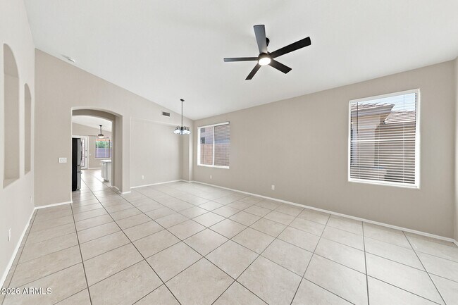 Photo - 1402 E Shannon St