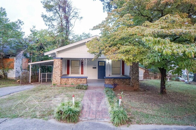 Building Photo - 1194 Birmingham St Rental